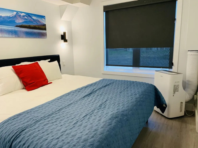 Lovely 1-Bedroom Condo with AC & Kitchen
