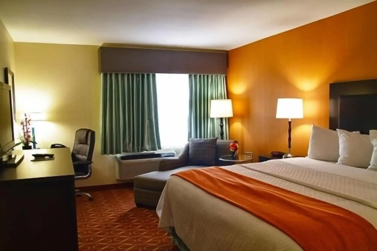 Lux Hotel and Spa