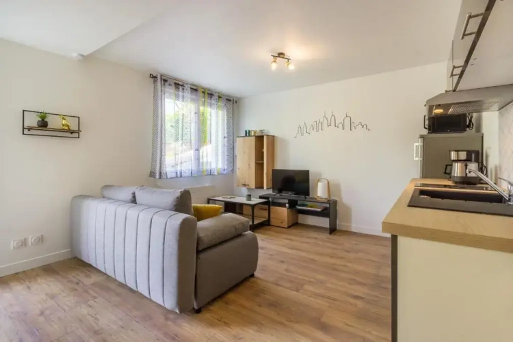 1 Bedroom Apartment