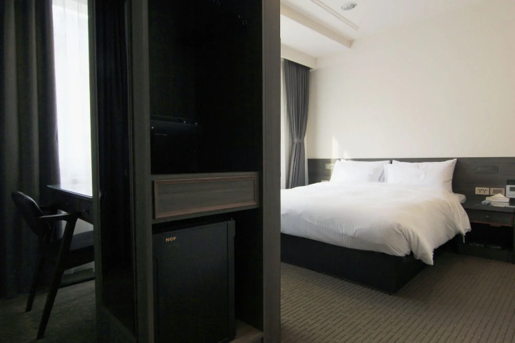 Dream Mansion Hotel