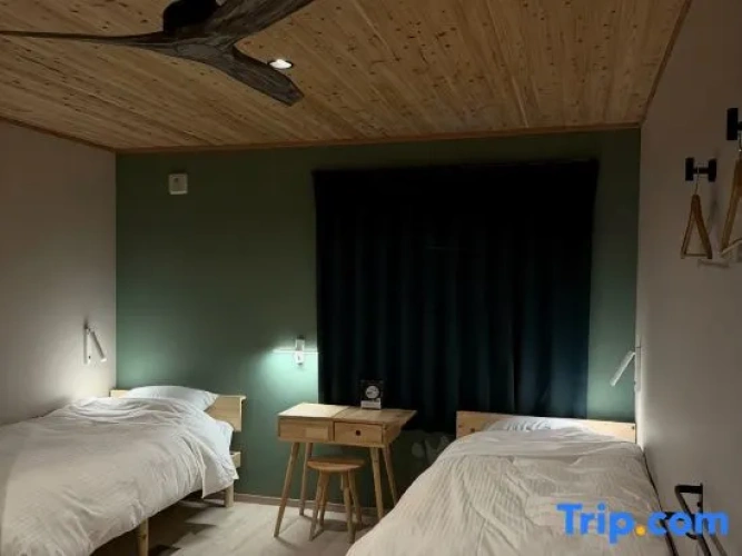 2 Bedrooms Standard Twin room with mountain view