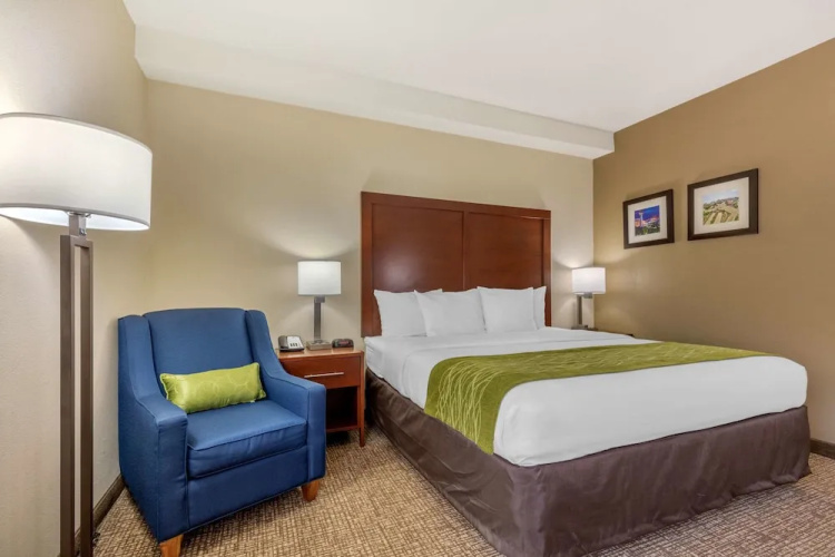 Comfort Inn