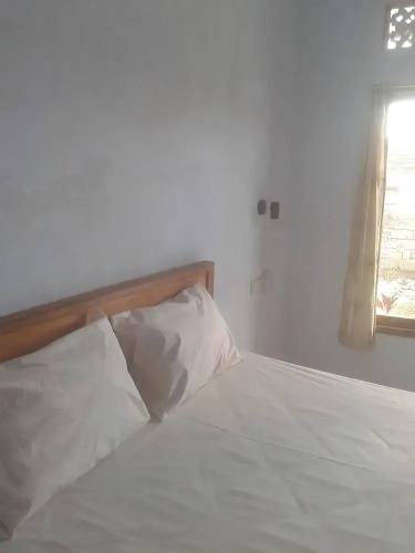Menjangan Hostel