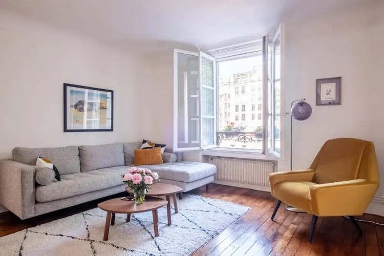 Classical-parisian Apartment on Canal Saint Martin
