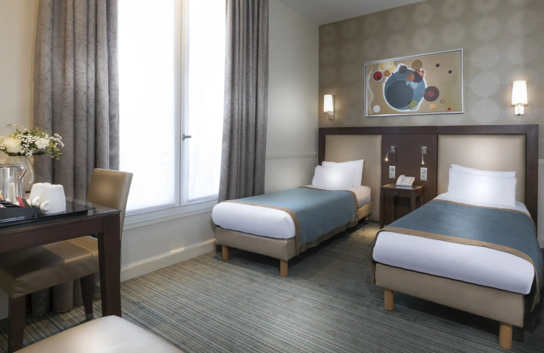 Standard Twin room