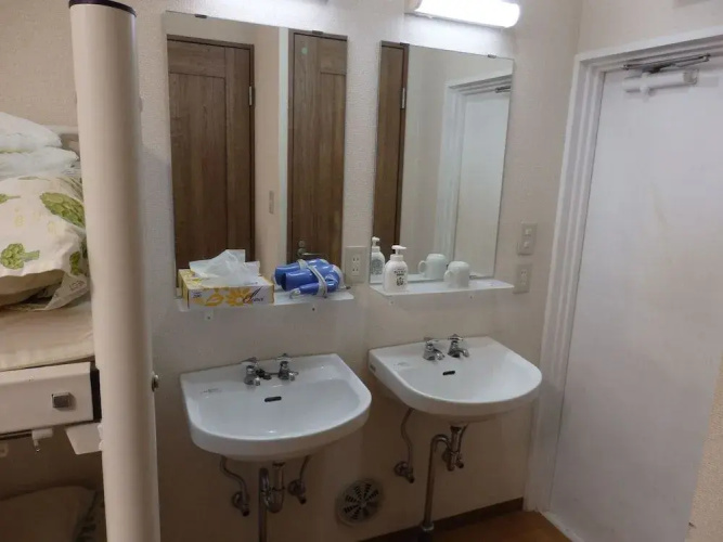 Backpacker's Mini House - Hostel