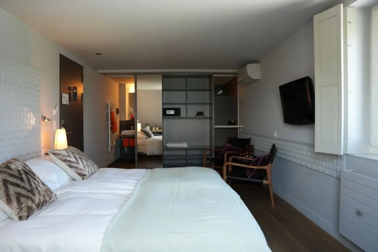 Standard Double room with mountain view