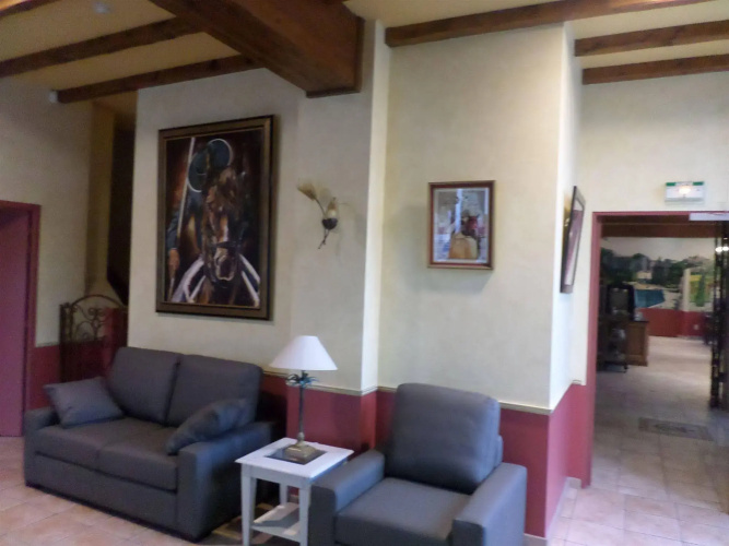 Brit Hotel Acacias