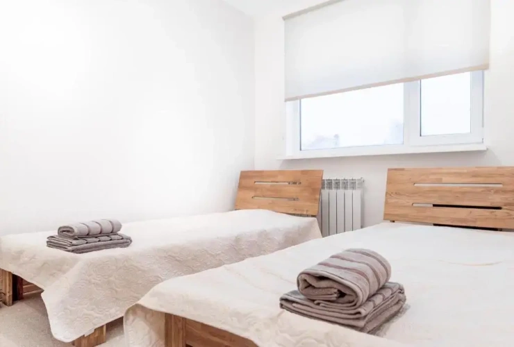2 Bedrooms Apartment