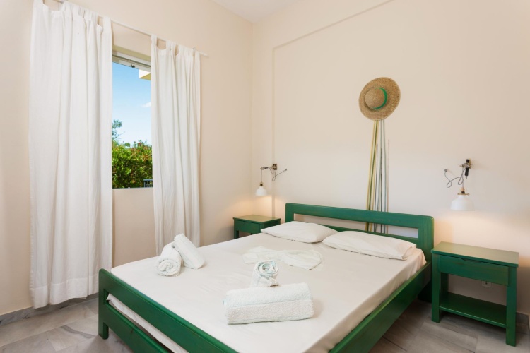 1 Bedroom Apartment with balcony and with sea view