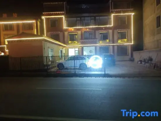 Kangding Xinyue Homestay