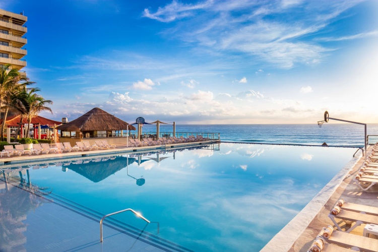 Crown Paradise Club All Inclusive Resort Cancun photo 18