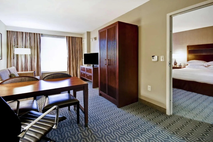 Deluxe Double Suite