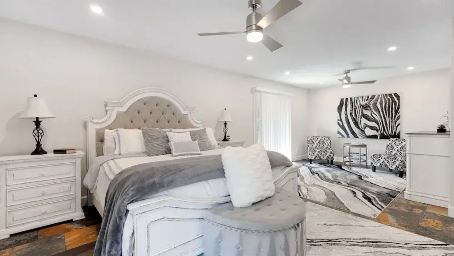Luxe Central Scottsdale 4 Bdrm w/ Backyard Oasis!