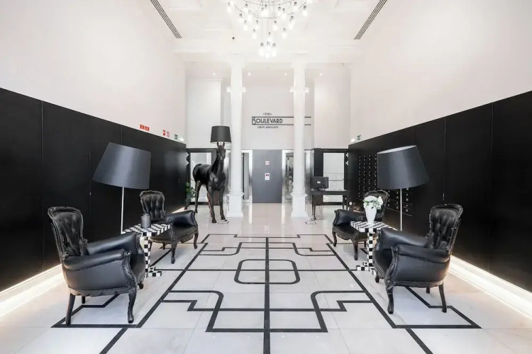 The Boulevard Prime Location & Timeless Luxury