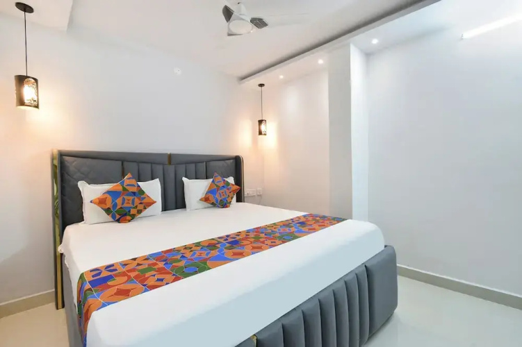 Fabhotel Srs Grand