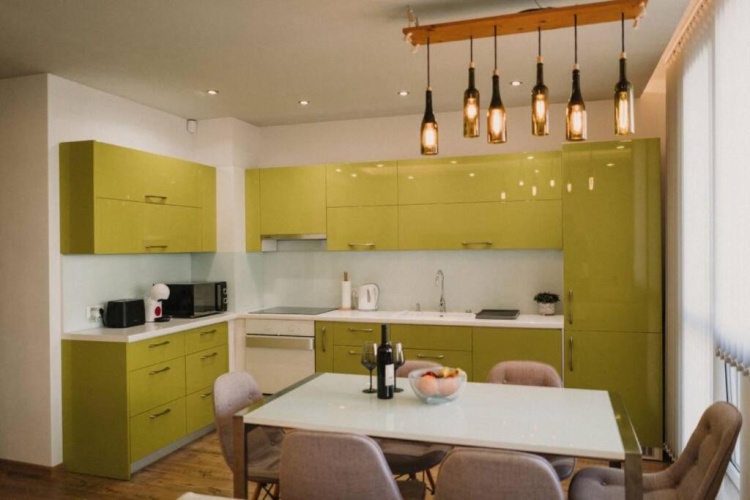 1 Bedroom Apartment