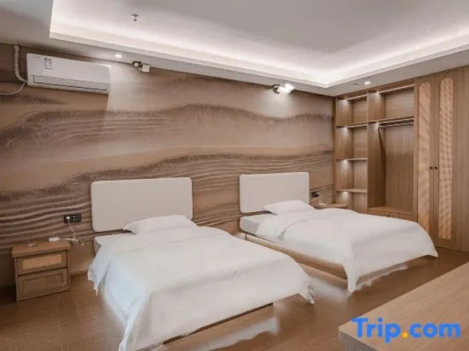 Deluxe Family room