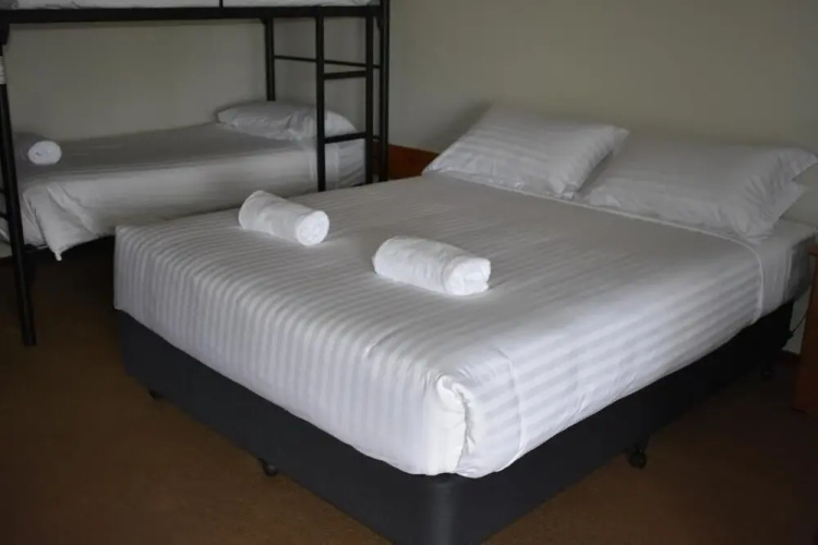 Port Albert Motel