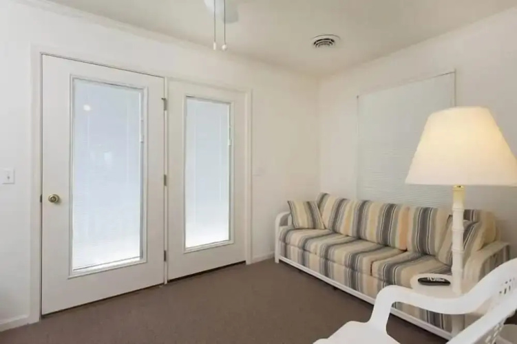 Rodney Avenue 3B