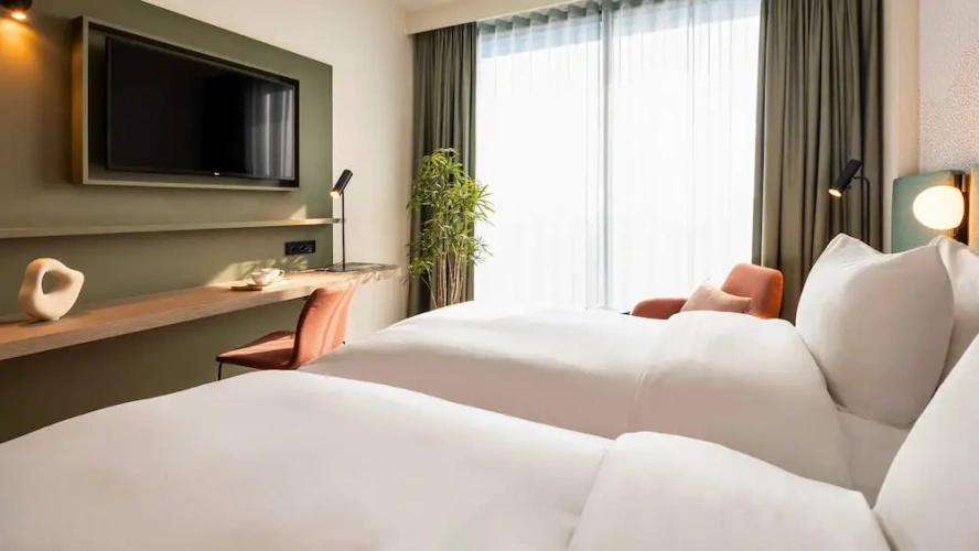 Standard Twin room