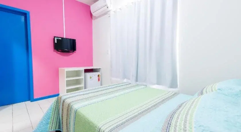 Cabanas Hostel & Suites