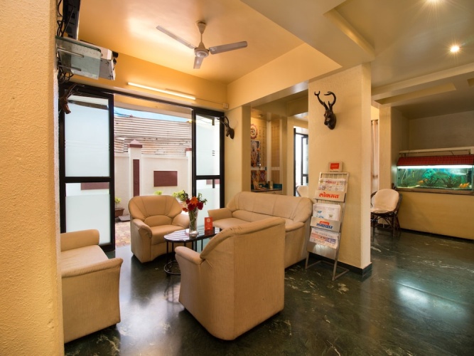OYO 5250 Hotel Suraj Classic