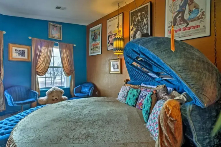 King Condo at Holiday Hills