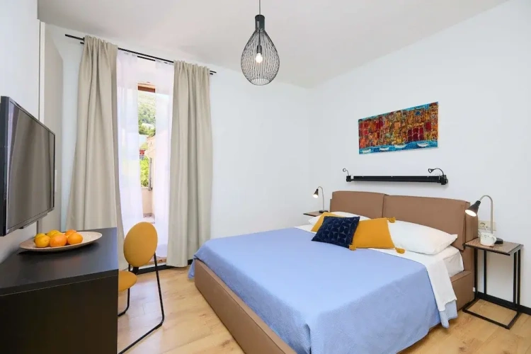 Superior Double room with city view