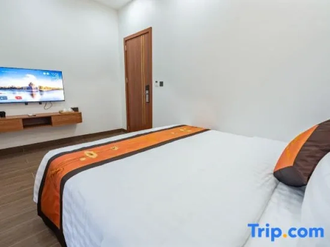Superior Triple room with land view