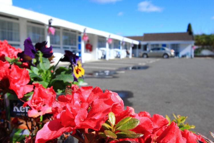 Golden Glow MotelOver view