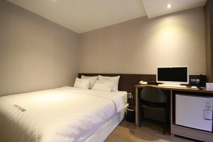 Deluxe Double room with view