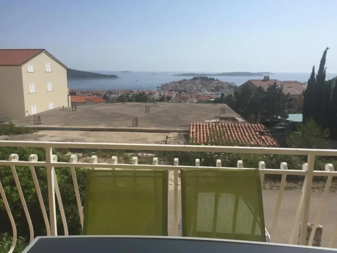 2 Bedrooms Apartment with balcony and with view