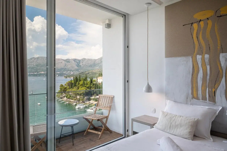 Kalamota Beach House