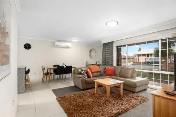 City Two Apartment