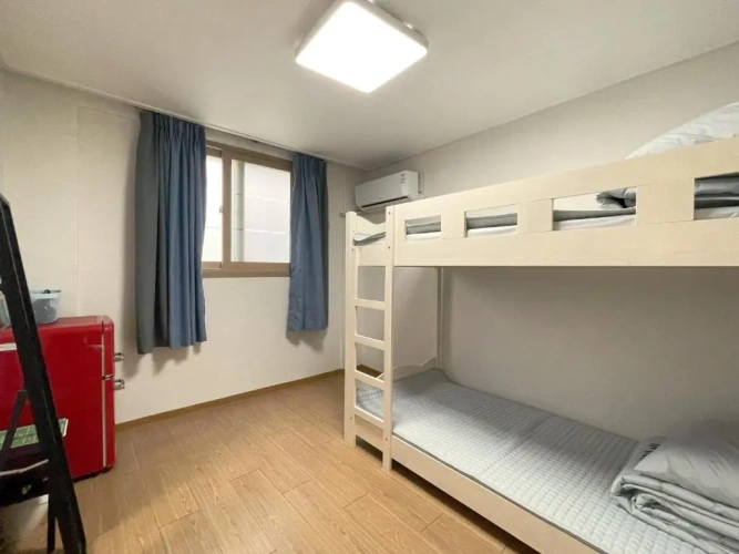 Bed in Dorm (female dorm)