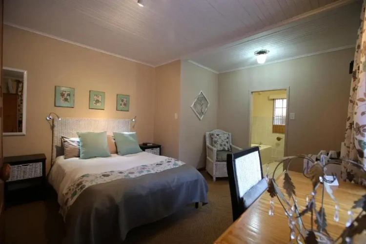 Standard Double room with garden view