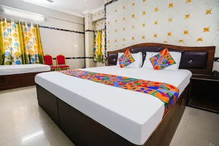 FabExpress Pearl View Residency