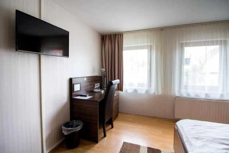 Landhotel Wolfschlugen