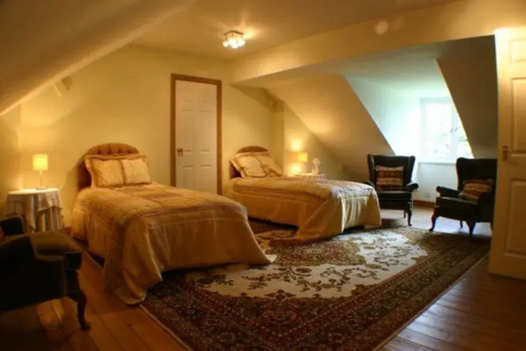 Glenlyon Bed and Breakfast