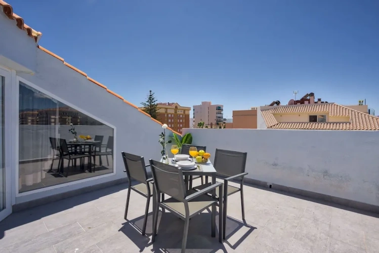 1 Bedroom Standard Penthouse room with balcony and with partial sea view