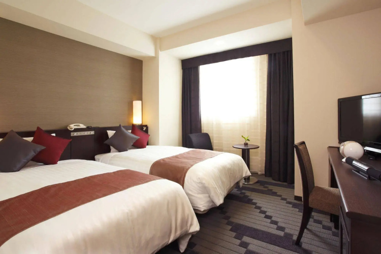 JR East Hotel Mets Yokohama Tsurumi