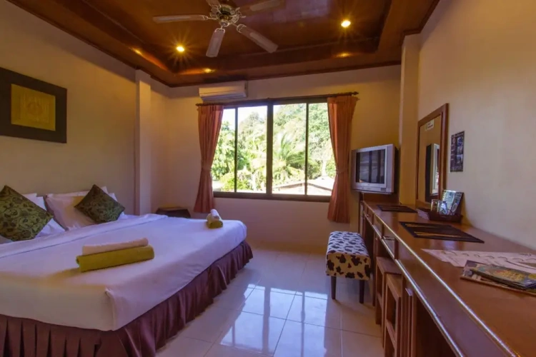 Standard Double room with view