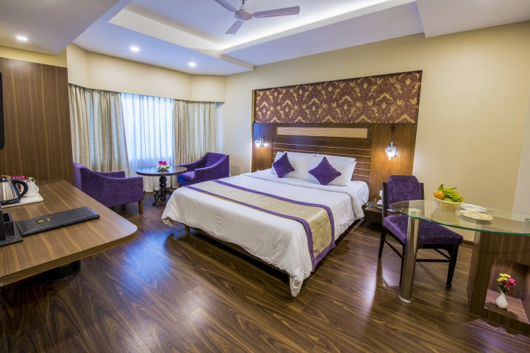 Grand room