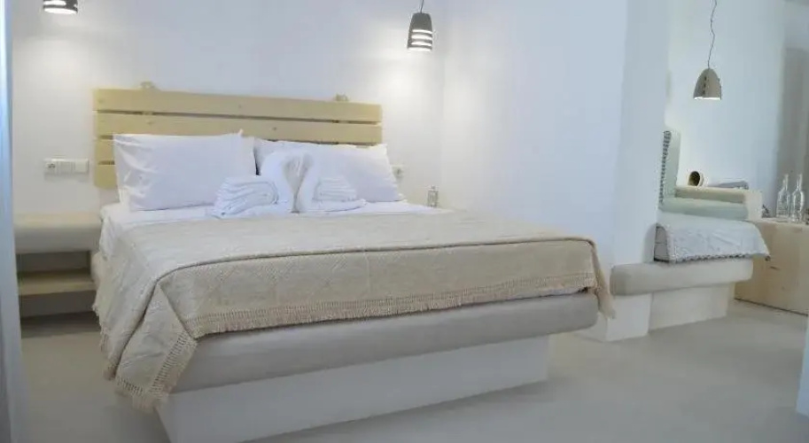 Naxos Edem Studios