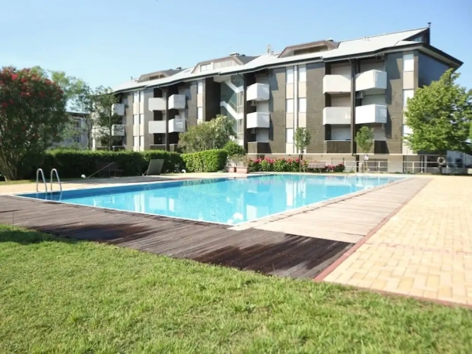 1 Bedroom Apartment with balcony and with city view