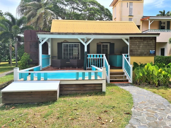2 Bedrooms Villa