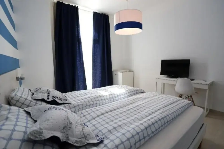 Standard Double room with view