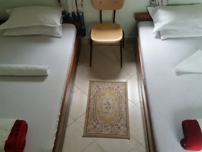 Raha Leo Inn