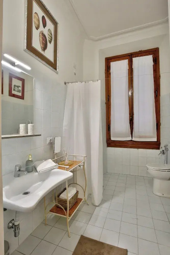 Madama Guest House